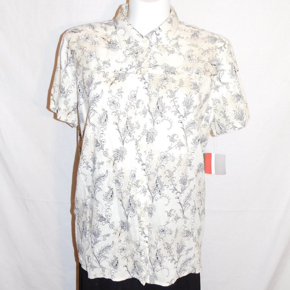 2X Croft and Barrow Beige Black Floral Top NWT